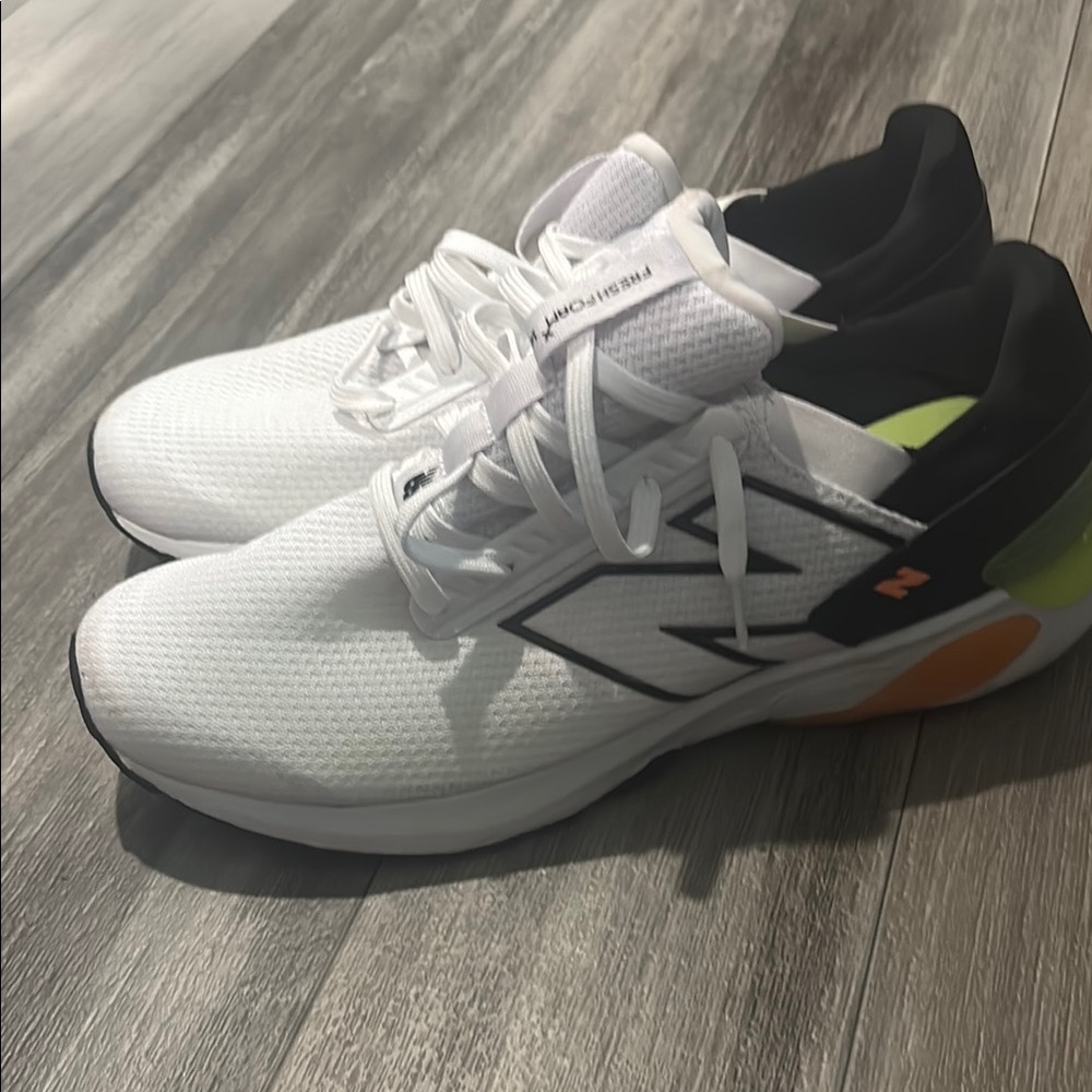 New Balance White and Black Sneakers with Streamlined Design